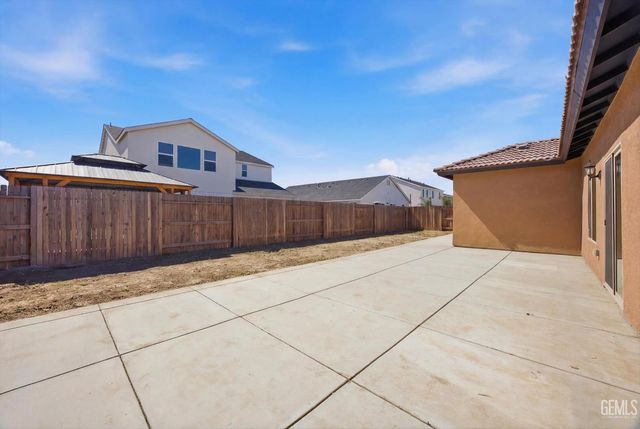 6507 Sunchase Drive, Bakersfield, CA 93313