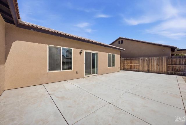 6507 Sunchase Drive, Bakersfield, CA 93313