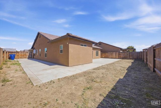 6507 Sunchase Drive, Bakersfield, CA 93313