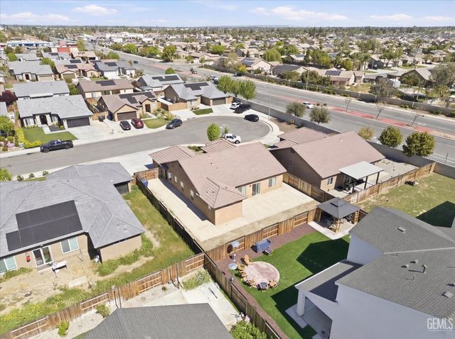 6507 Sunchase Drive, Bakersfield, CA 93313