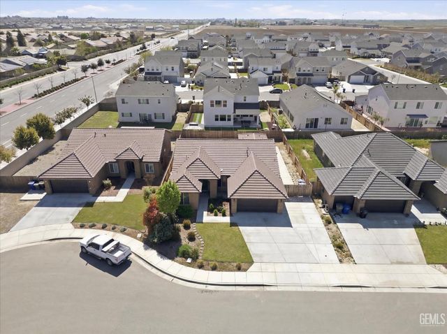 6507 Sunchase Drive, Bakersfield, CA 93313