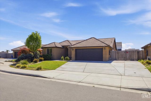 6507 Sunchase Drive, Bakersfield, CA 93313