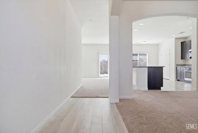 6507 Sunchase Drive, Bakersfield, CA 93313