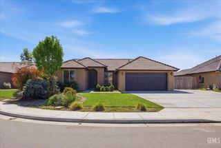 6507 Sunchase Drive, Bakersfield, CA 93313