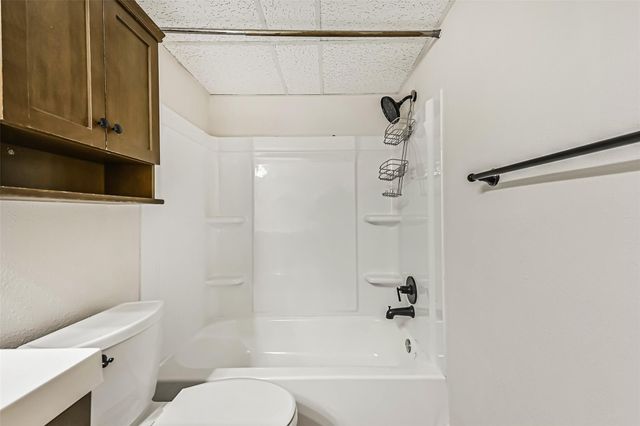 7106 N Holiday Drive 7106, Galveston, TX 77550