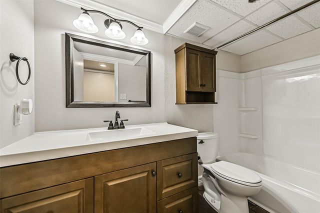 7106 N Holiday Drive 7106, Galveston, TX 77550