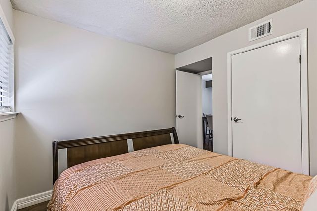 7106 N Holiday Drive 7106, Galveston, TX 77550