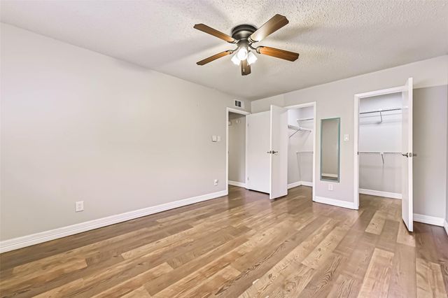 7106 N Holiday Drive 7106, Galveston, TX 77550