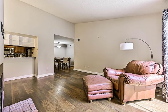 7106 N Holiday Drive 7106, Galveston, TX 77550