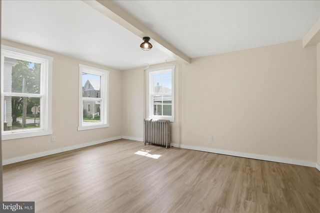 101 E LINCOLN AVE, Lititz, PA 17543