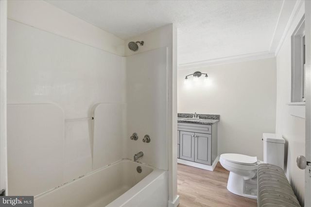 101 E LINCOLN AVE, Lititz, PA 17543