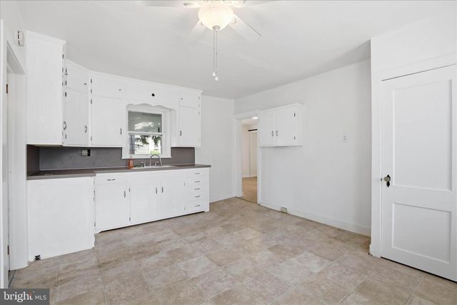 101 E LINCOLN AVE, Lititz, PA 17543