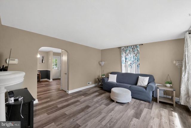 1824 BRIARCLIFF RD, Parkville, MD 21234