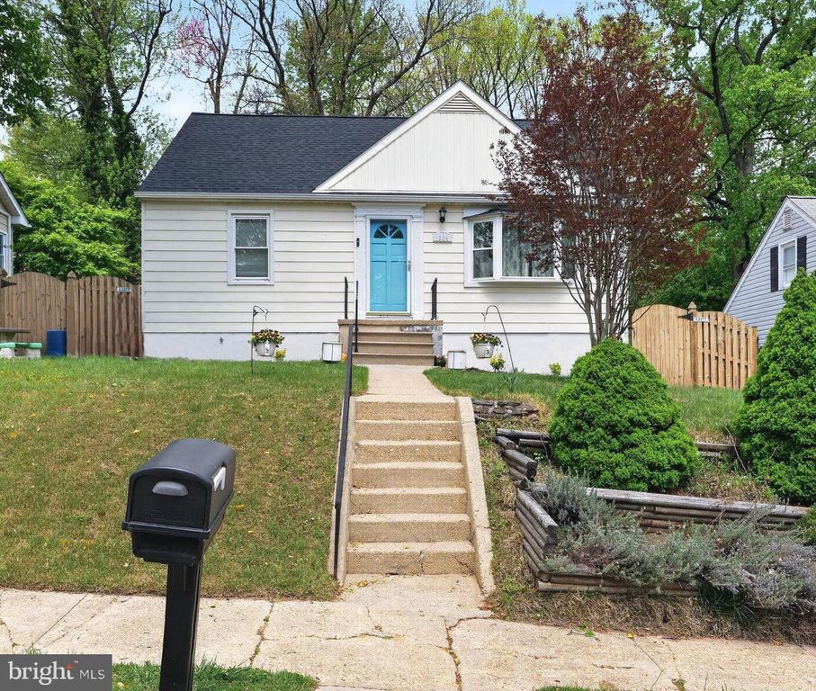 1824 BRIARCLIFF RD, Parkville, MD 21234