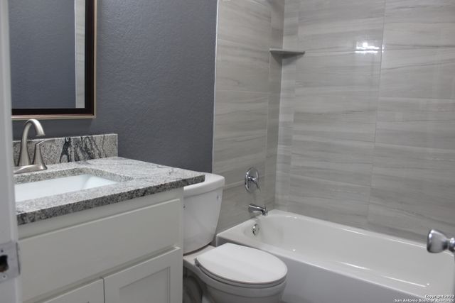 723 hancock, Canyon Lake, TX 78133