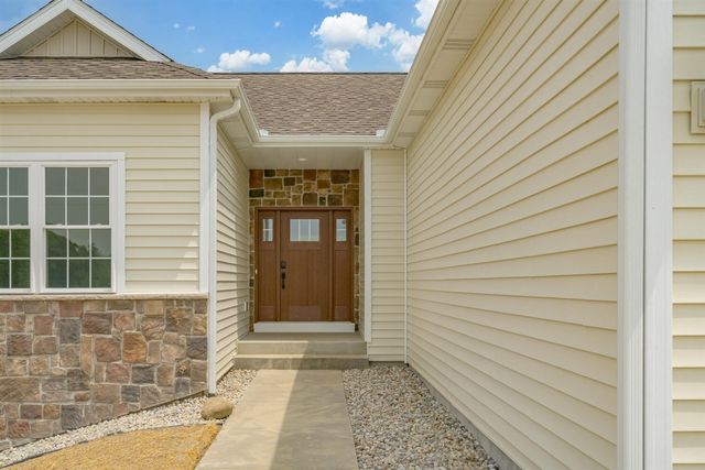 205 Ridgeview Drive, Battle Creek, MI 49015