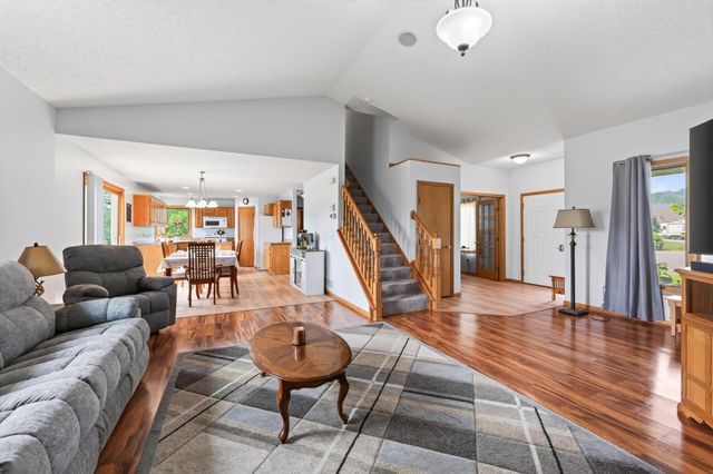 19408 Albany Court NW, Elk River, MN 55330