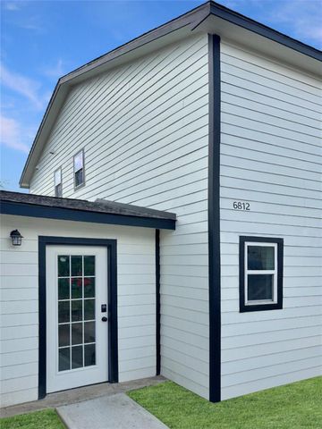 6812 Avenue Q C, Houston, TX 77011