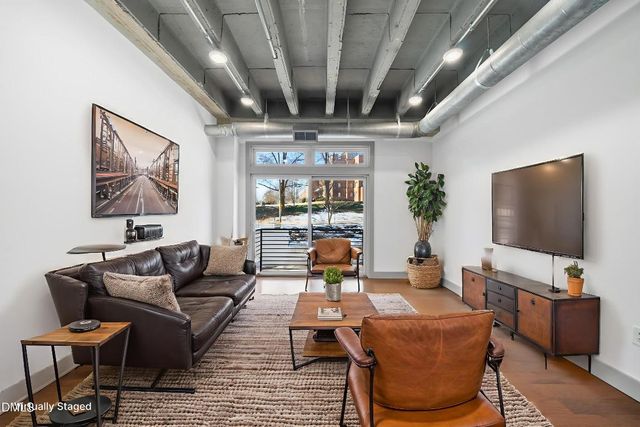 1300 Saint Marys Street 207, Raleigh, NC 27605