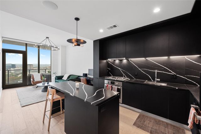 44 East Ave 1504, Austin, TX 78701