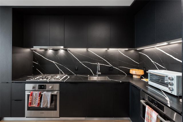 44 East Ave 1504, Austin, TX 78701