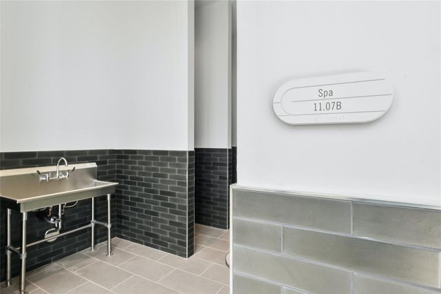 44 East Ave 1504, Austin, TX 78701