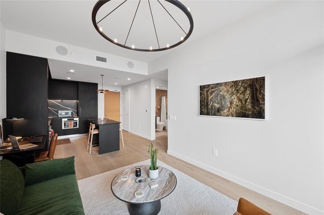 44 East Ave 1504, Austin, TX 78701