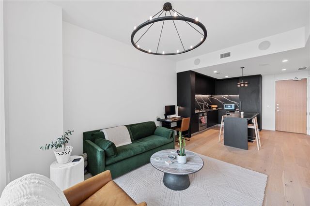 44 East Ave 1504, Austin, TX 78701