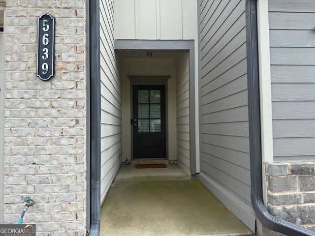 5639 Parkview Lane, Flowery Branch, GA 30542