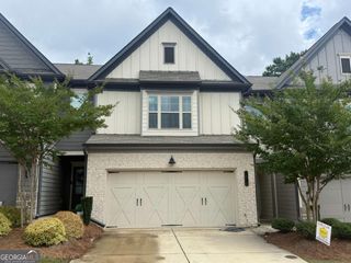 5639 Parkview Lane, Flowery Branch, GA 30542