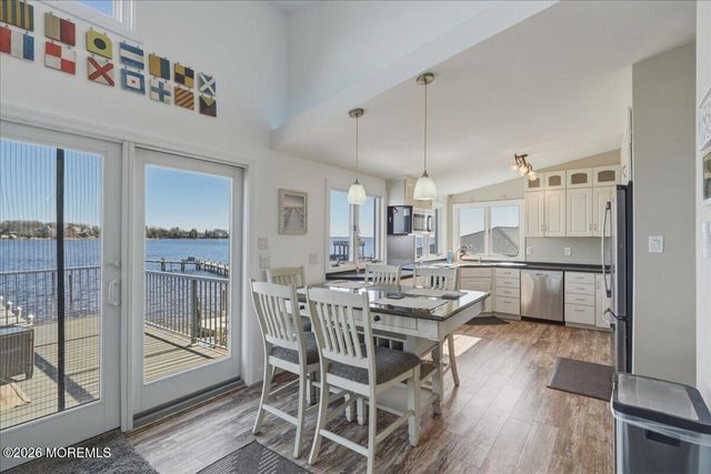 32 Cove Road W, Bayville, NJ 08721