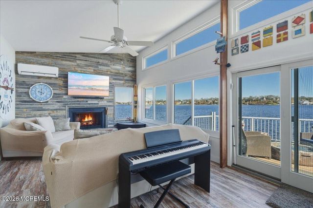 32 Cove Road W, Bayville, NJ 08721