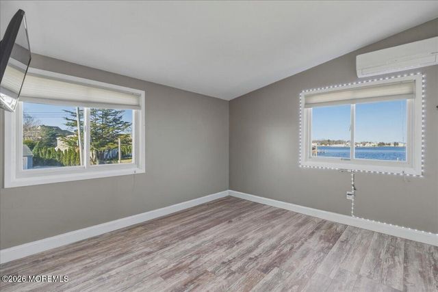 32 Cove Road W, Bayville, NJ 08721