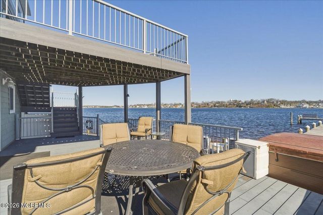 32 Cove Road W, Bayville, NJ 08721