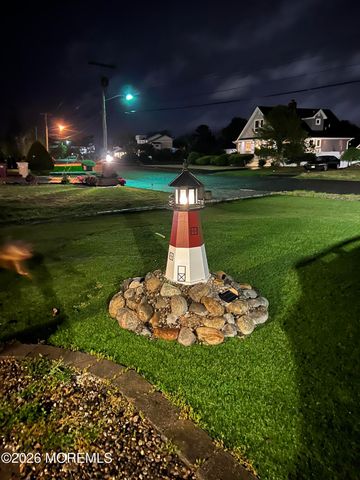 32 Cove Road W, Bayville, NJ 08721