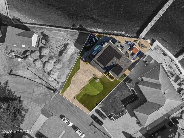 32 Cove Road W, Bayville, NJ 08721