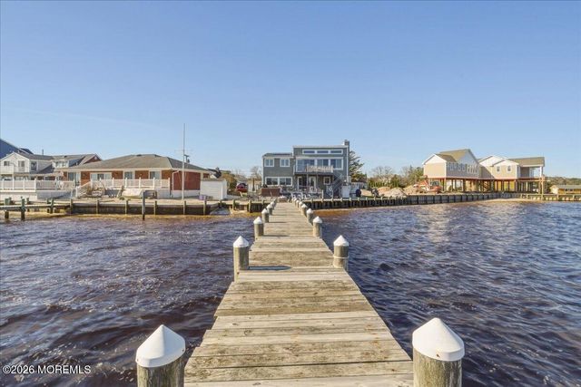 32 Cove Road W, Bayville, NJ 08721