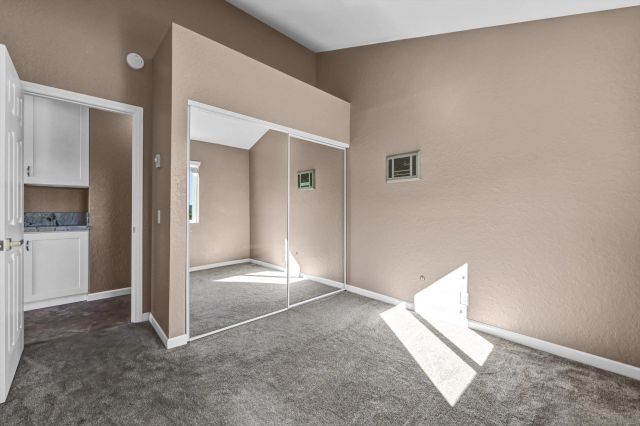 760 Silver Dr, Vista, CA 92083