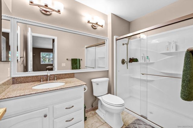 760 Silver Dr, Vista, CA 92083