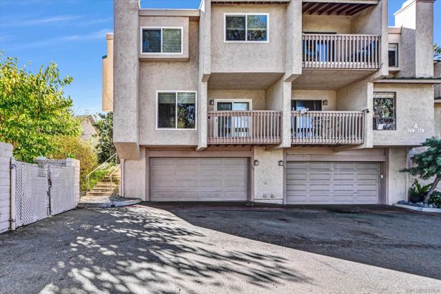 760 Silver Dr, Vista, CA 92083