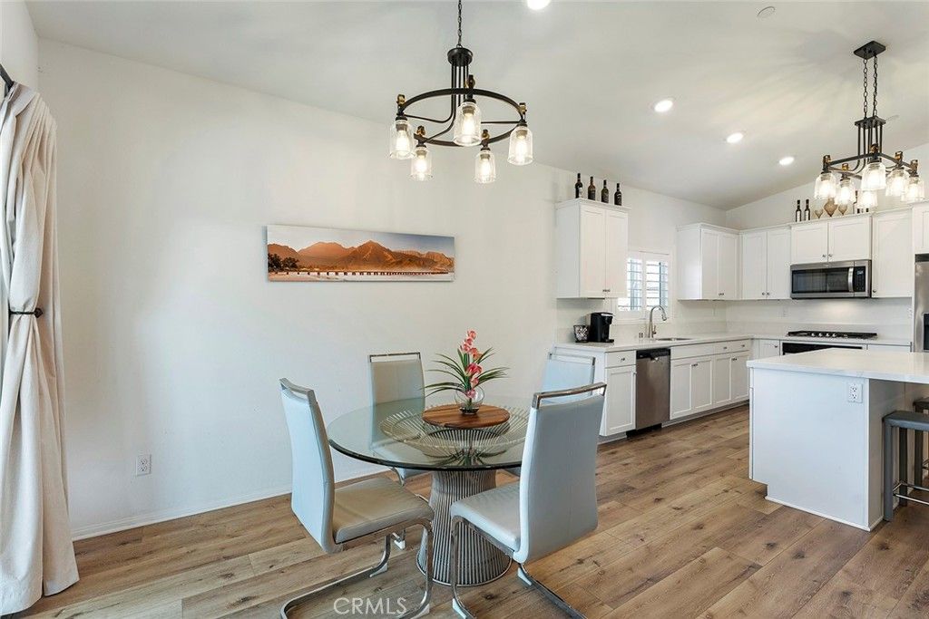 Image 22 of property listing at 31228 Scrub Jay, Winchester, CA 92596