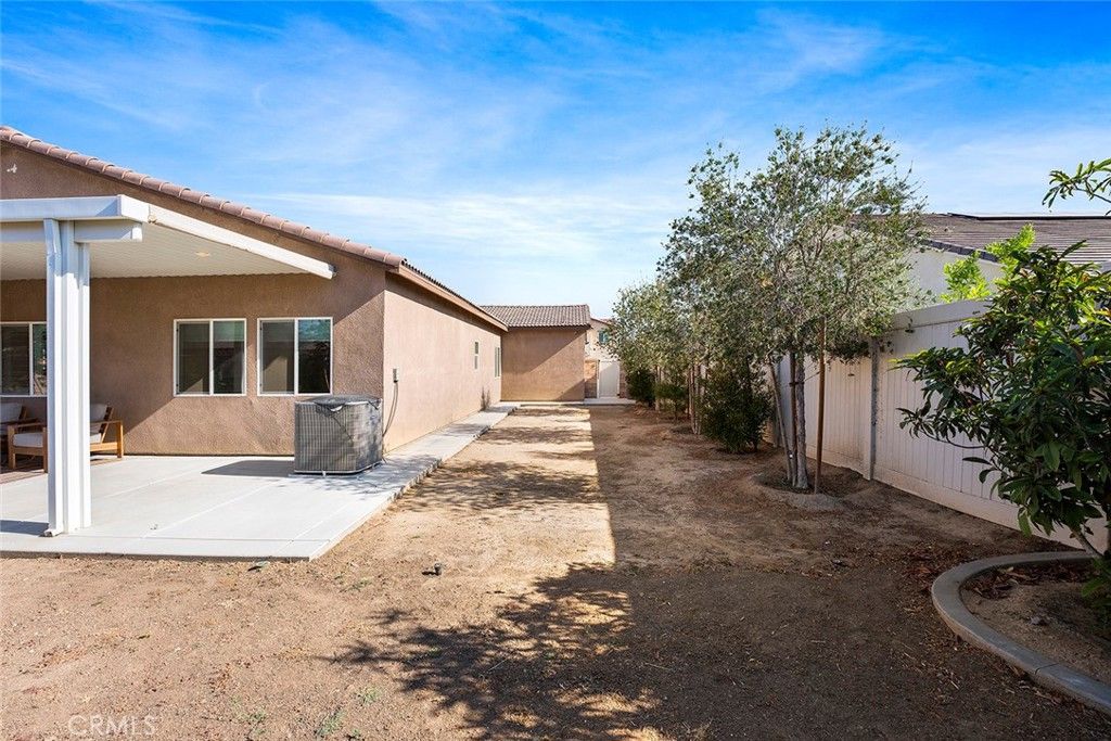 Image 34 of property listing at 31228 Scrub Jay, Winchester, CA 92596