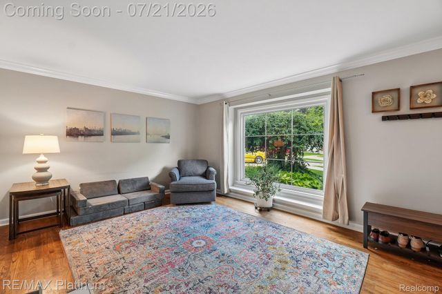 981 Shenandoah Court, Clawson, MI 48017