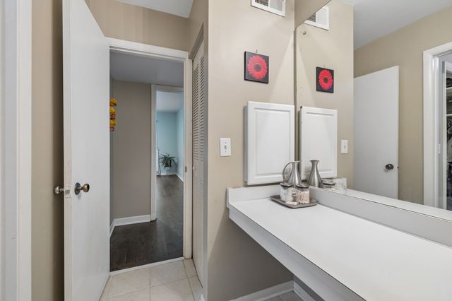 3000 Hillsboro Pike Apt 55, Nashville, TN 37215