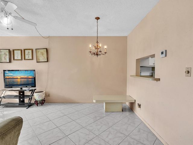5102 NW 36th Street 607, Lauderdale Lakes, FL 33319