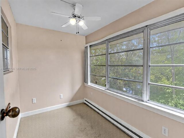 5102 NW 36th Street 607, Lauderdale Lakes, FL 33319