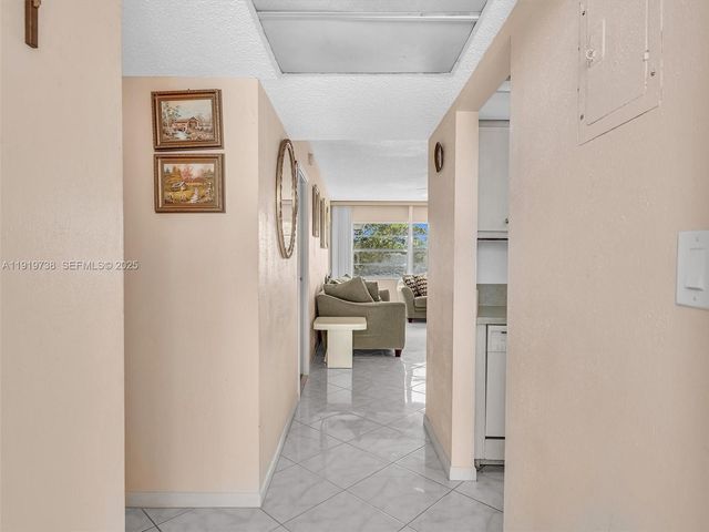 5102 NW 36th Street 607, Lauderdale Lakes, FL 33319