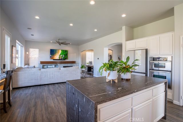 36372 Canyon Terrace, Yucaipa, CA 92399