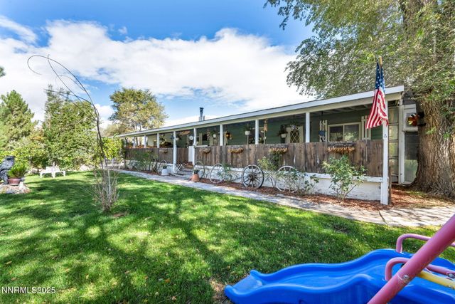 4000 Bobolink Circle, Reno, NV 89508