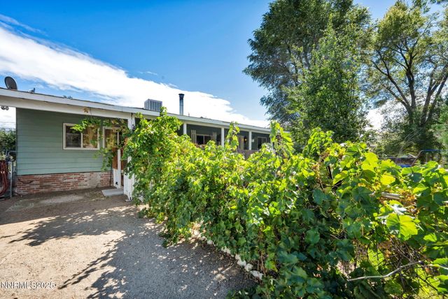 4000 Bobolink Circle, Reno, NV 89508